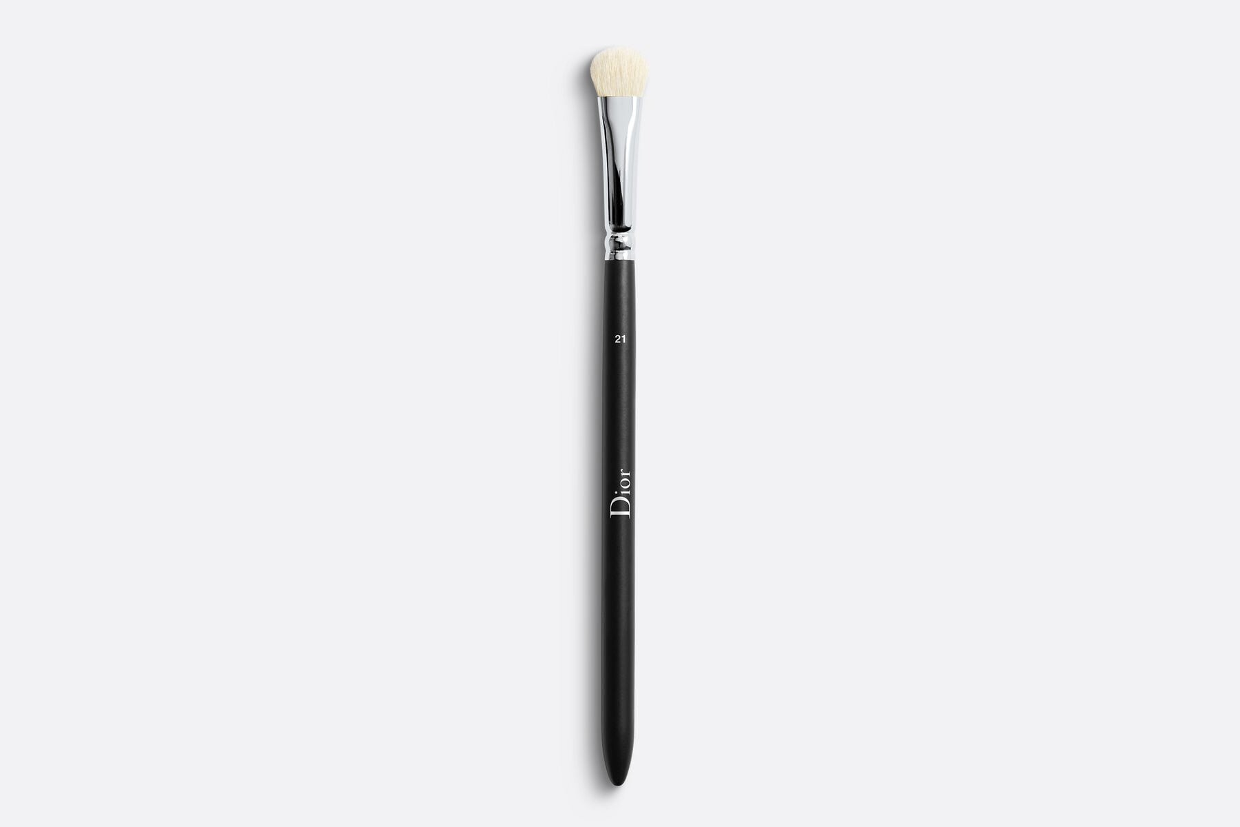 Dior Backstage Eyeshadow Shader Brush N° 21